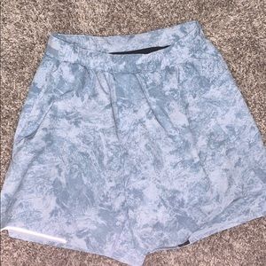 Men’s Small Lulu Lemon Shorts